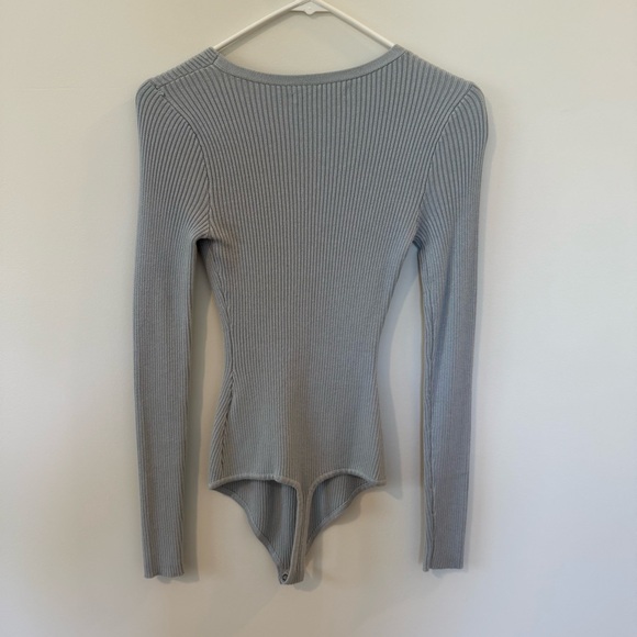 Abercrombie & Fitch baby blue Ribbed Asymmetrical Bodysuit - Picture 4 of 4